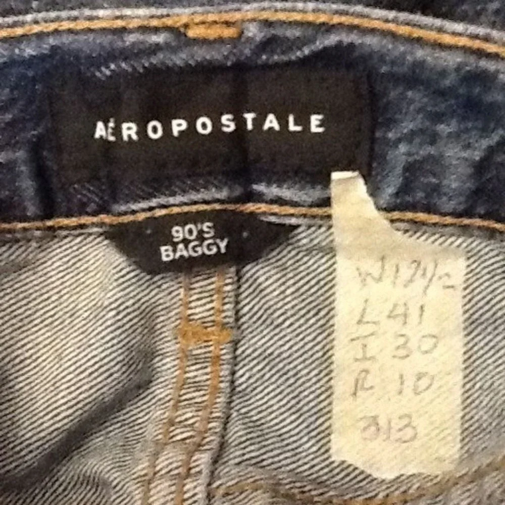 Aeropostale 90s Baggy Jeans W24‎ Size 2 Reg Distressed Denim Button Fly Y2K
